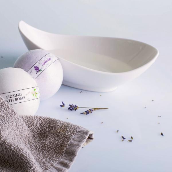 Nährende Maxi-Badekugel Lavender 160g